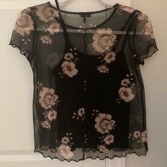 Floral tshirt with built-in camisole - Picture 1 of 2